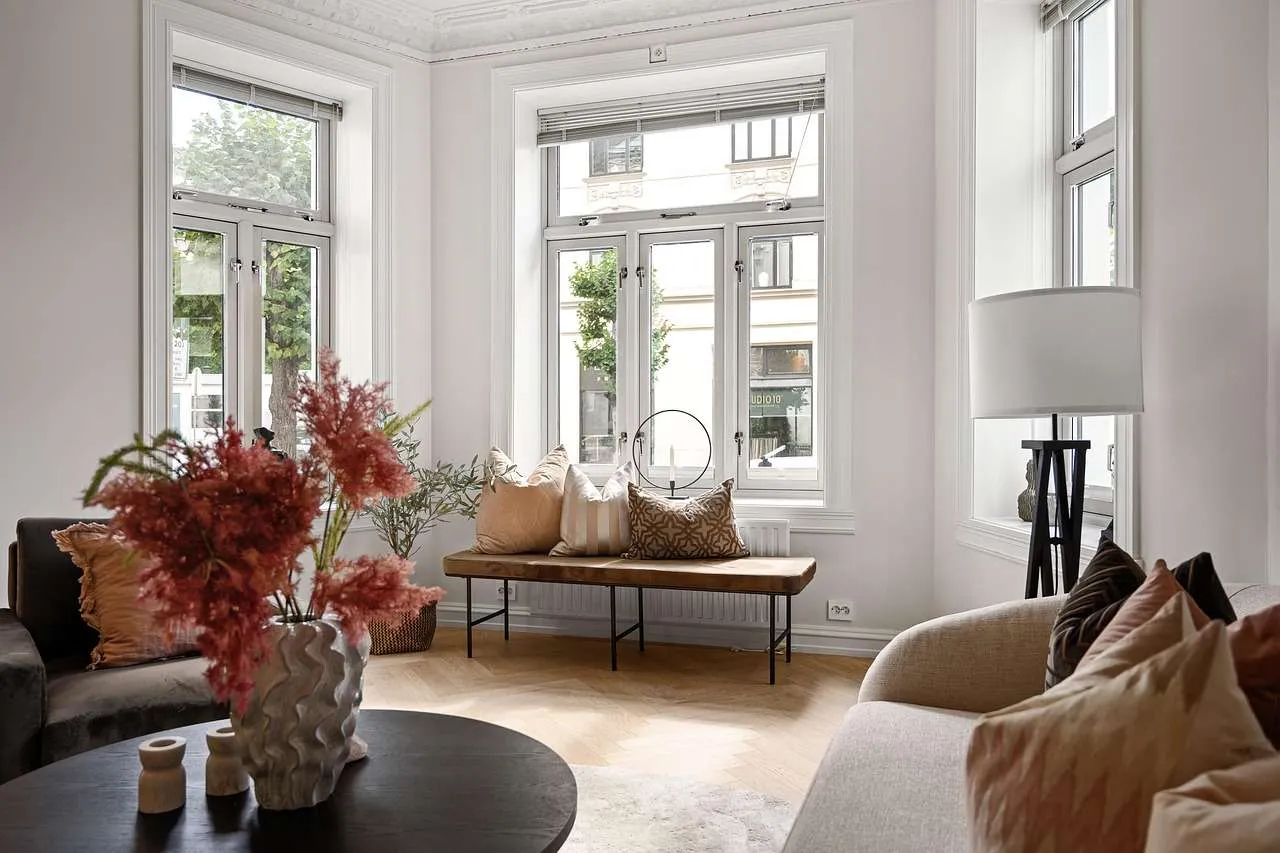 Home Window Tinting: Expert Guide to Benefits and Costs